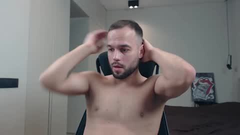 DeAlex online show from December 14, 5:09 pm