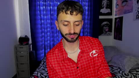 Santi online show from April 10, 9:33 pm