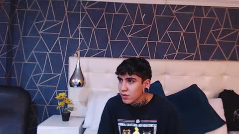 SantiAbader online show from October 29, 11:24 am