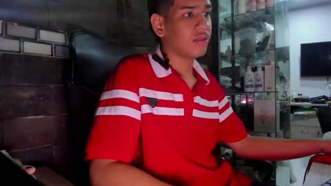 santi online show from November 7, 11:08 pm