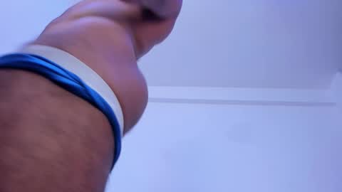 santiago_huntt online show from October 31, 10:13 pm