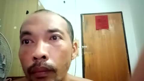 santichai561323 online show from April 14, 11:10 am