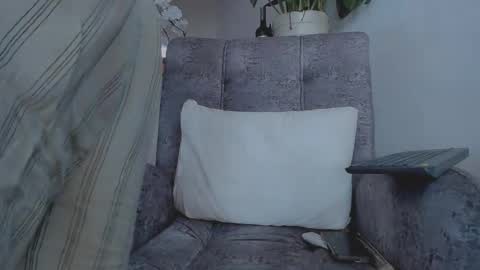 santy online show from January 8, 7:08 pm