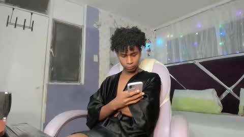 santy online show from March 18, 12:19 pm