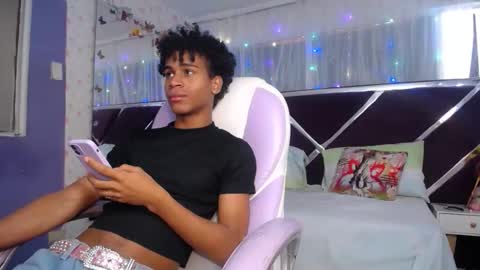 santy online show from April 2, 2:58 pm