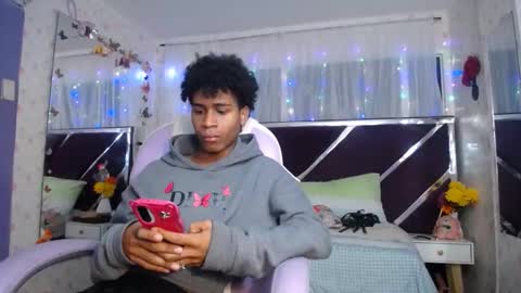 santy online show from April 1, 12:29 pm