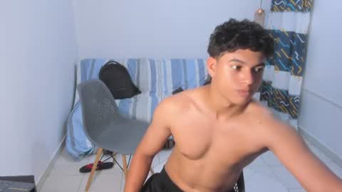 santy_stump online show from July 5, 12:03 am
