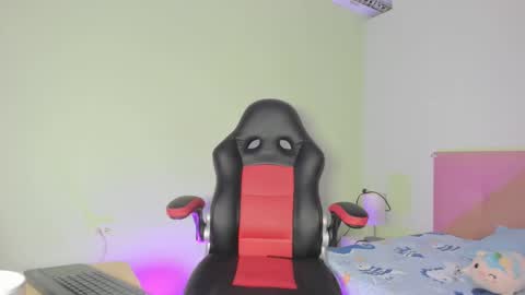 Evans Williams online show from March 6, 1:14 pm