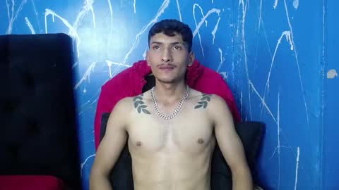 SavageLover  online show from January 10, 9:06 pm