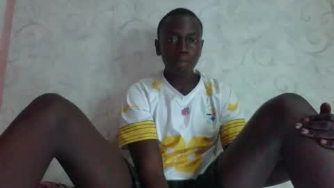 saylich online show from October 30, 6:37 am