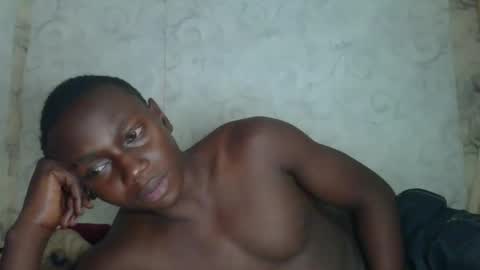 saylich online show from December 14, 3:08 pm