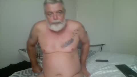 Snapshot of schooner73 chatting on February 4, 1:34 am Schooner73 online show from February 4, 1:34 am