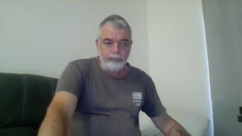 Snapshot of schooner73 chatting on December 27, 11:10 pm Schooner73 online show from December 27, 11:10 pm