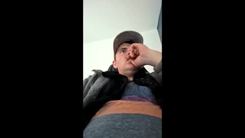 schosch01 online show from April 7, 3:12 pm