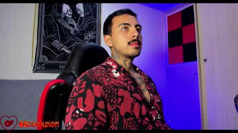 Alejandro help me to reach 200 thumps up online show from January 12, 2:48 am