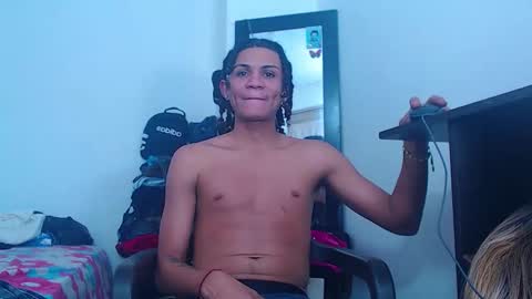 scootthh online show from November 25, 9:44 am