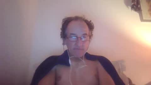 scotchwhieskie online show from December 2, 12:25 am