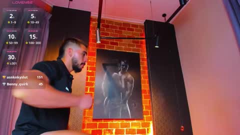 Scottfischer  online show from December 19, 7:33 pm