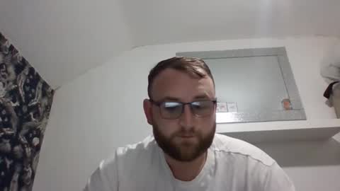 StraightScouse online show from March 2, 9:33 pm