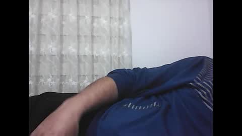 Snapshot of screw2 chatting on February 6, 9:06 pm Evren online show from February 6, 9:06 pm