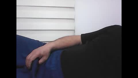 Snapshot of screw2 chatting on February 18, 4:05 pm Evren online show from February 18, 4:05 pm