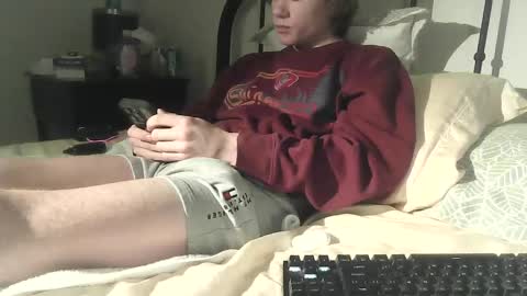 Snapshot of sdseventy chatting on February 9, 4:14 am ObvHype online show from February 9, 4:14 am