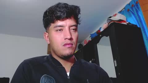 Steven online show from December 3, 7:11 pm