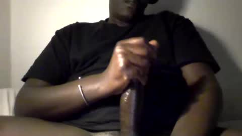 Snapshot of seanbaptiste chatting on October 18, 2:27 am Idris online show from October 18, 2:27 am