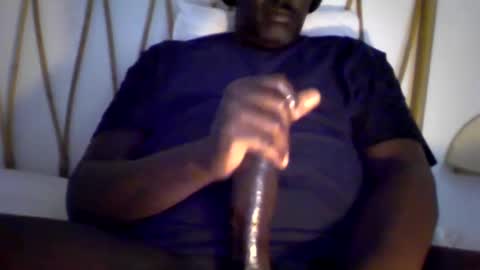 Snapshot of seanbaptiste chatting on October 7, 8:29 am Idris online show from October 7, 8:29 am