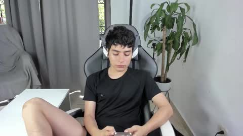 sebastian online show from March 14, 4:36 pm