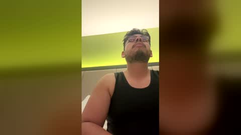 sebasbilbao7 online show from March 17, 6:05 am