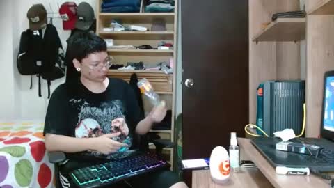 Sebas online show from February 25, 7:14 pm