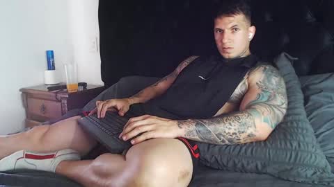 Sebastian online show from April 4, 8:06 pm