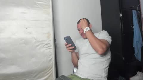 Snapshot of sebastianp13 chatting on January 23, 4:52 am sebatian palacios online show from January 23, 4:52 am