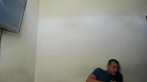 Snapshot of sebastianp13 chatting on January 5, 3:45 pm sebatian palacios online show from January 5, 3:45 pm