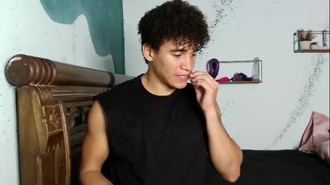 kai online show from December 17, 5:40 am