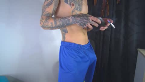 sem_alas online show from February 14, 4:29 am