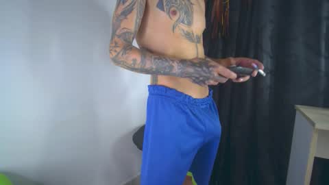 sem_alas online show from February 28, 11:37 pm