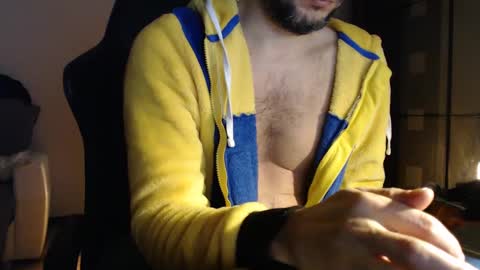 Snapshot of senorneby chatting on February 12, 6:19 pm senorneby online show from February 12, 6:19 pm