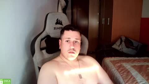 Snapshot of sergio95n chatting on October 30, 3:57 pm Pollos online show from October 30, 3:57 pm