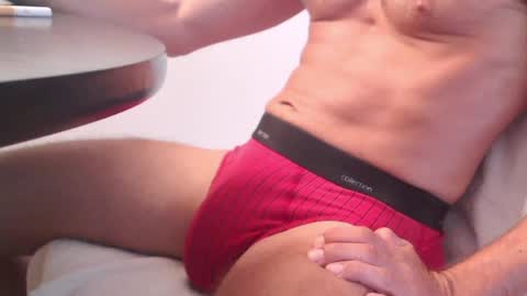 sergio_ch online show from April 3, 3:25 am