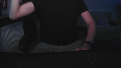 serverim online show from November 18, 12:25 am