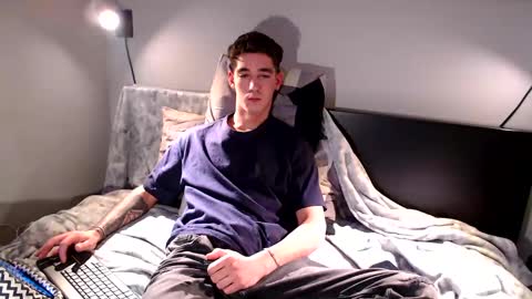 sest0sens0 online show from December 15, 7:31 pm