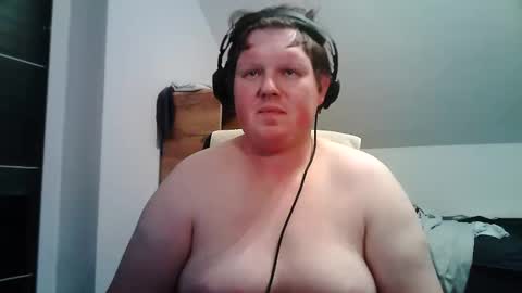 setcuna online show from February 6, 9:44 pm