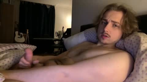 seven20yrs online show from December 16, 4:13 am