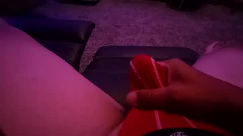 sexfreek2026 online show from June 3, 1:18 am