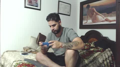 sexxy man online show from December 6, 5:53 am