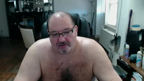 Steven online show from March 8, 9:18 pm