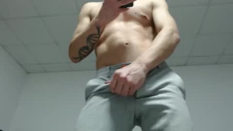 Adrian online show from January 4, 8:05 pm