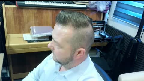 sexysteve80 online show from December 16, 11:39 am